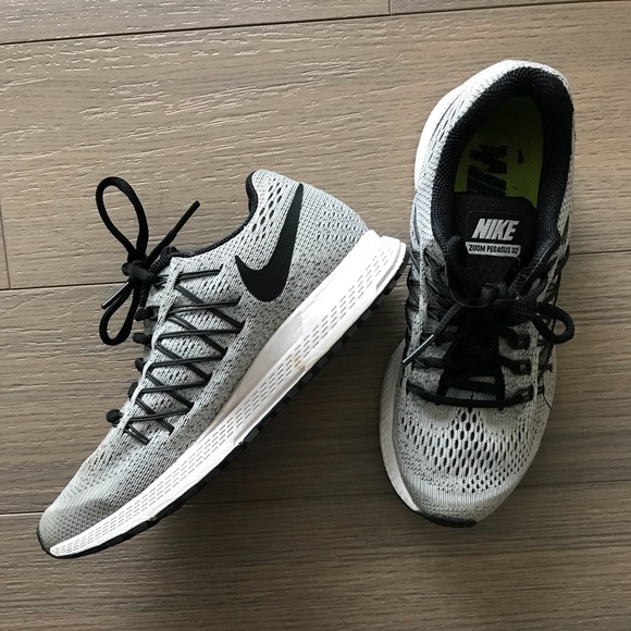 le scarpe nike facendo zoom pegasus 32 poshmark le scarpe nike facendo zoom pegasus 32 poshmark
